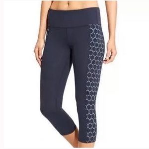 Athleta Hi Rise Eyelet Chaturanga Crop Leggings